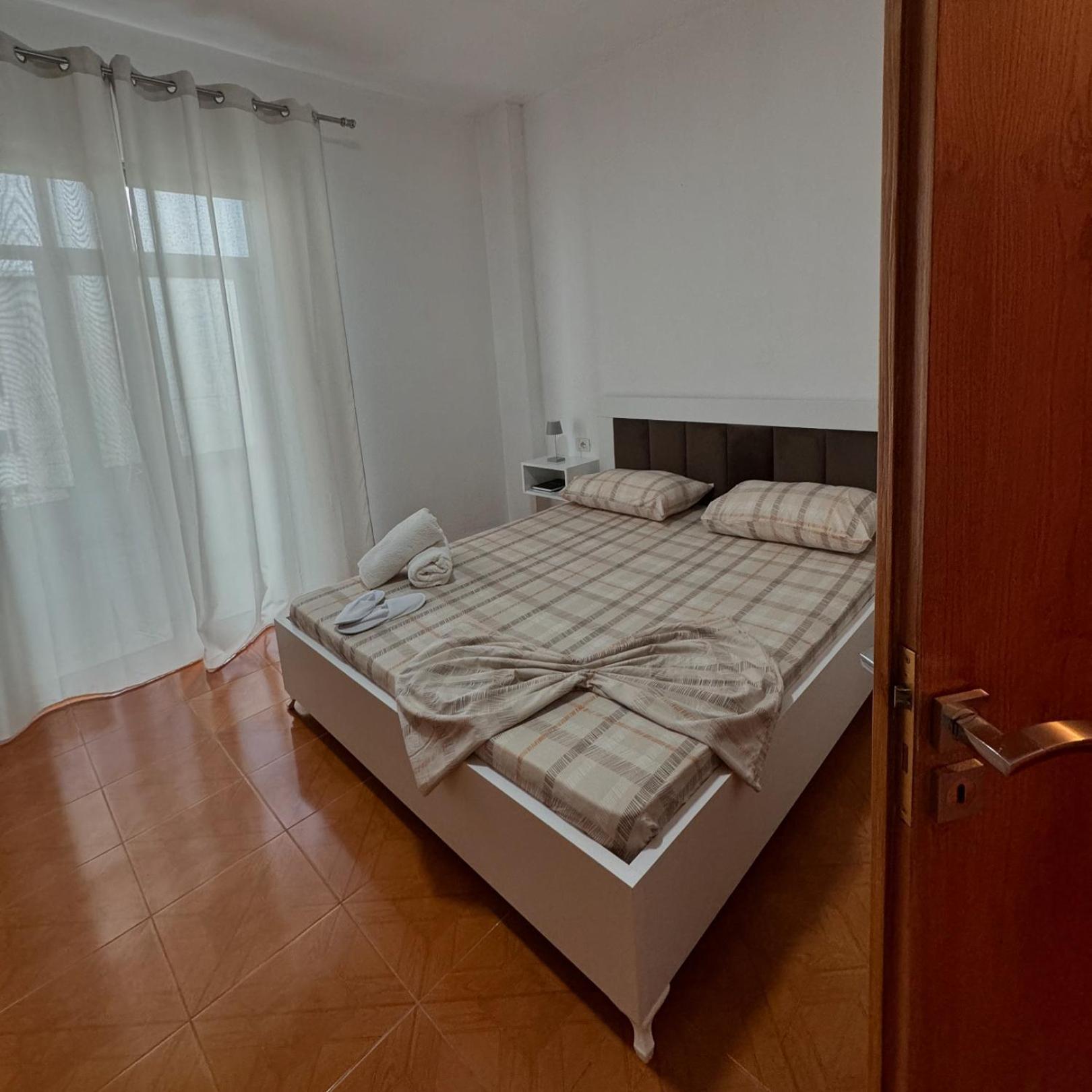 Peci Apartments Gjirokaster Bagian luar foto